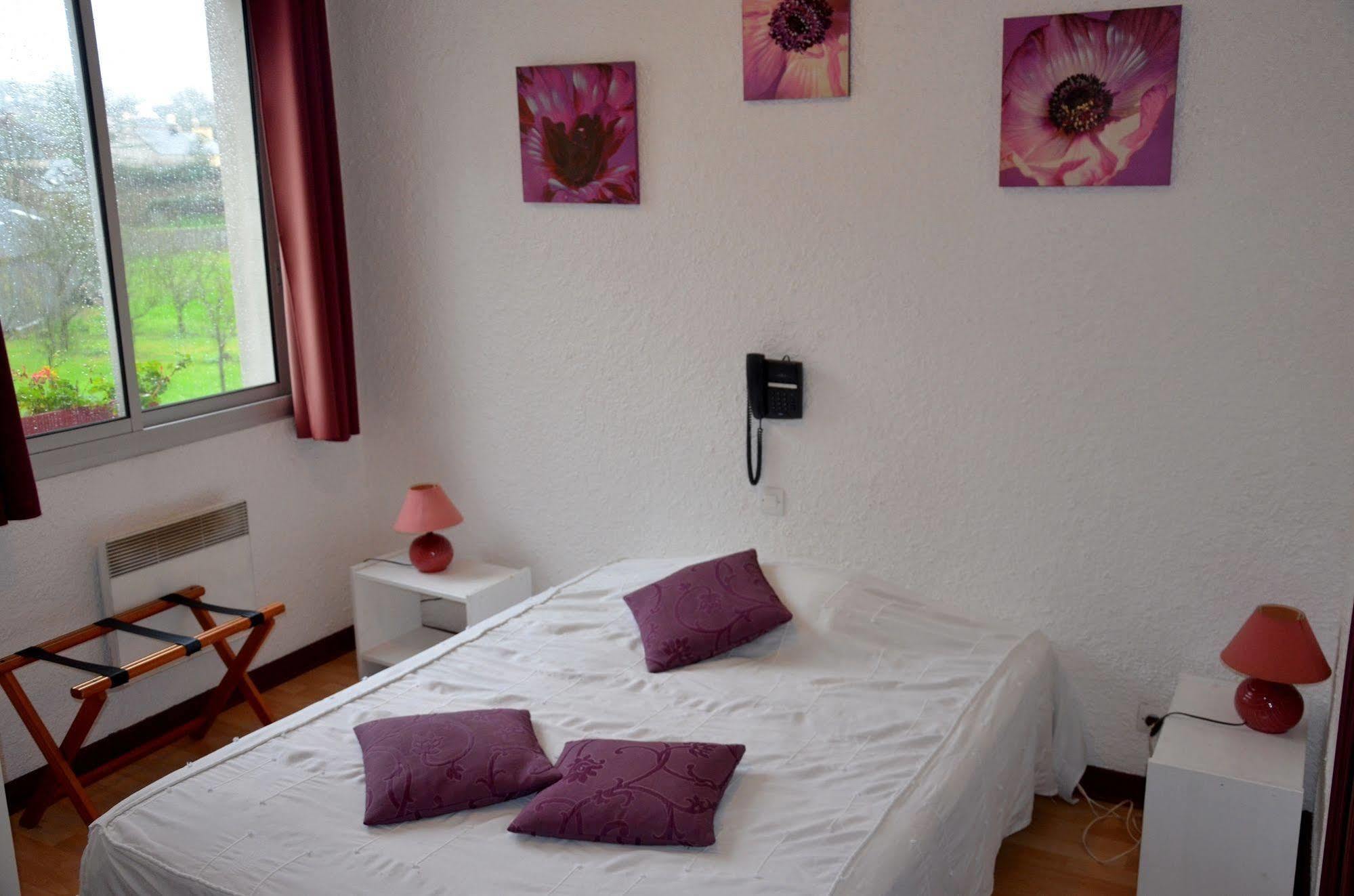 Hotel Le Week-End Plouider Экстерьер фото